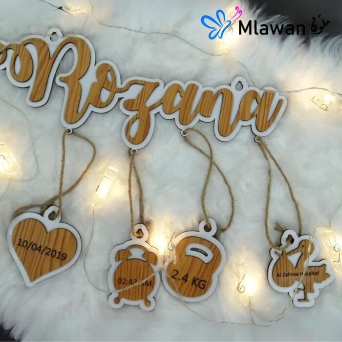 Charming wooden name sign for baby’s room