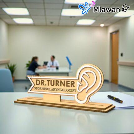 لوحة اسم مكتب طبيب أنف أذن حنجرة