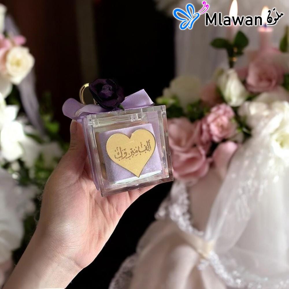 Clear Giveaway Box With Chocolate Acrylic mini box with chocolate and mirror heart