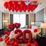 Romantic hotel room decoration