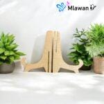 Compact and lightweight wooden easel for event signage