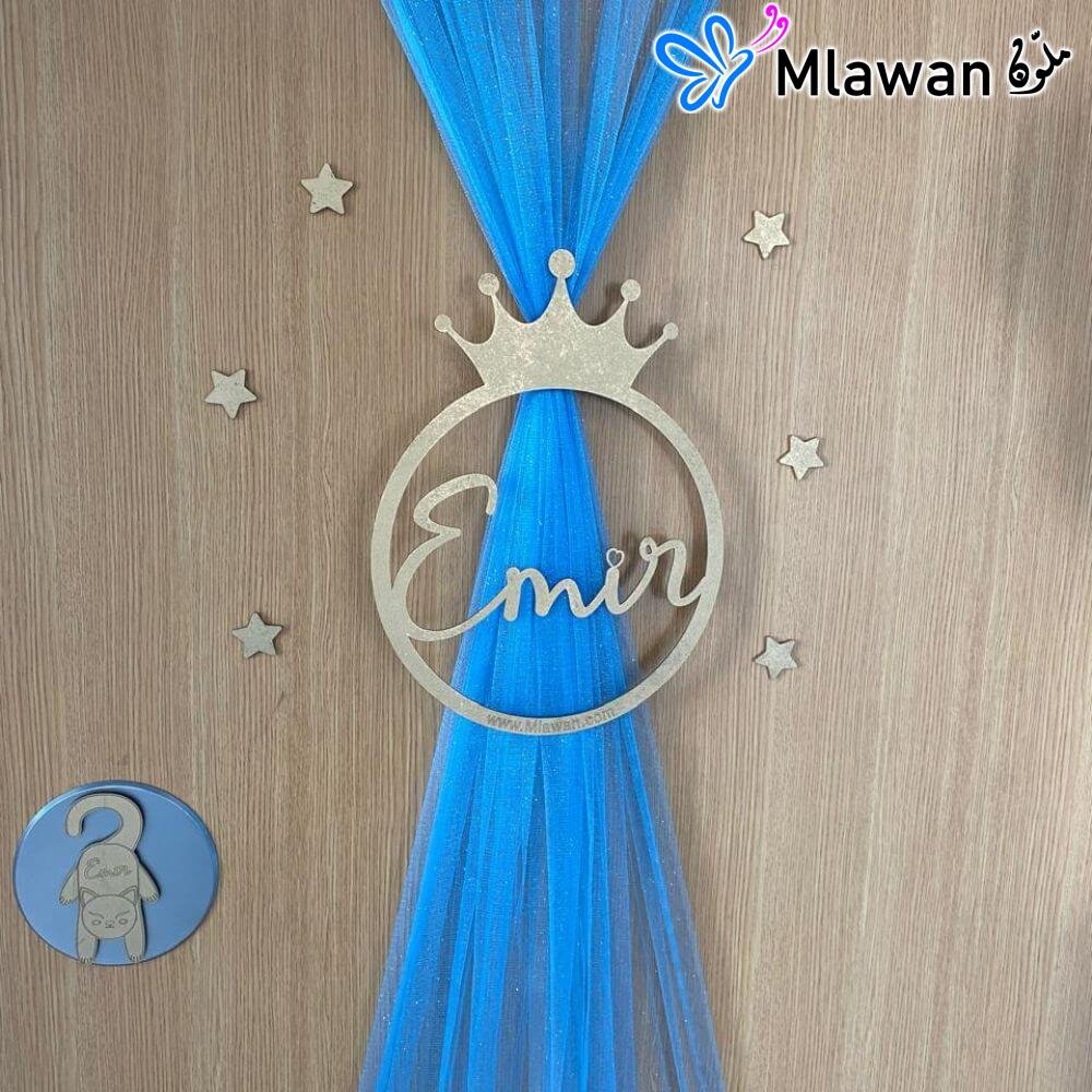 Baby welcome door sign with crown design and chiffon fabric Baby welcome door sign with crown design and chiffon fabric