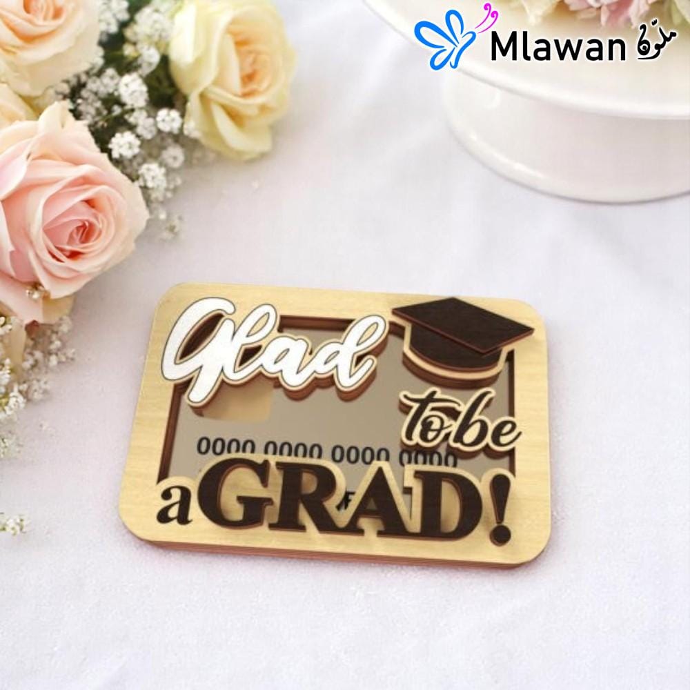 4652 (1) Personalized graduation gift for students with wooden card case