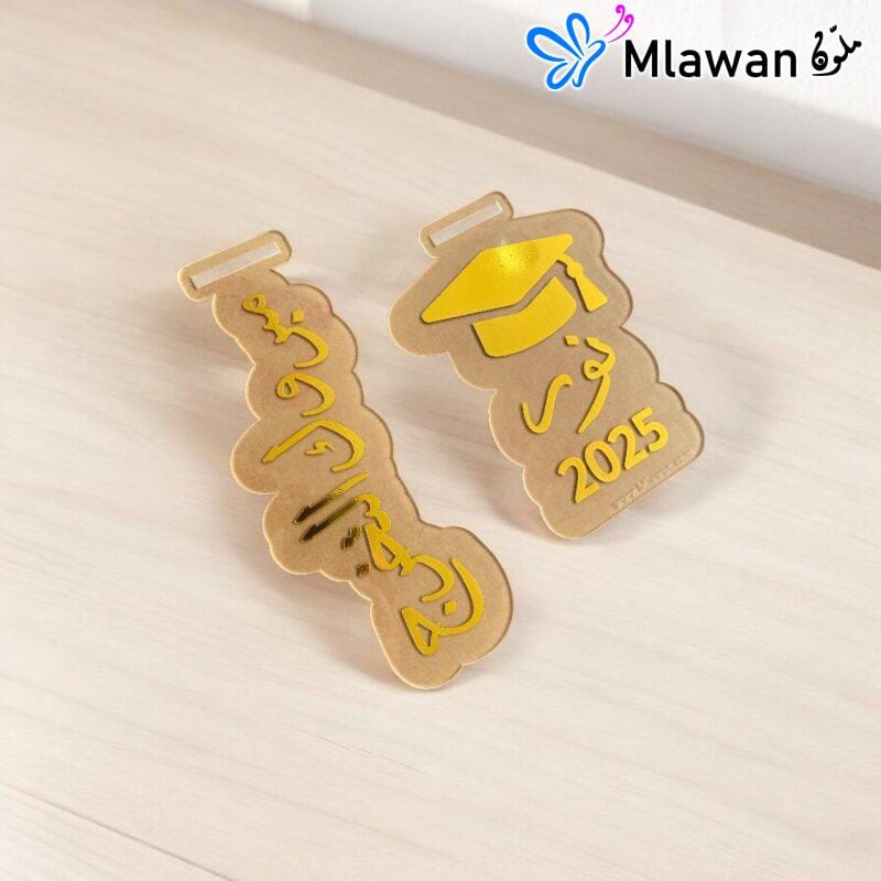 Personalized graduation flower collar