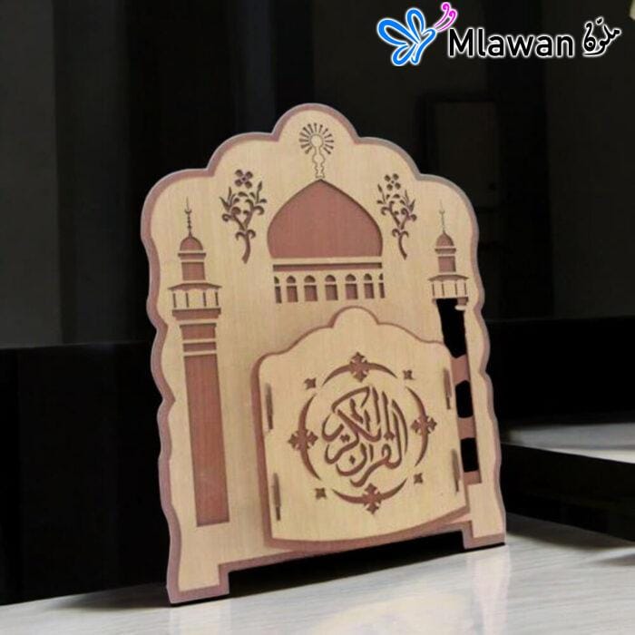 ⁦حامل مصحف خشبي مزخرف هدية مثالية لتزيين المنزل وغرفة القرآن الكريم وتخزين المصحف بشكل أنيق.⁩ - الصورة ⁦2⁩