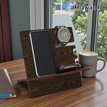 Wooden organizer declutters space