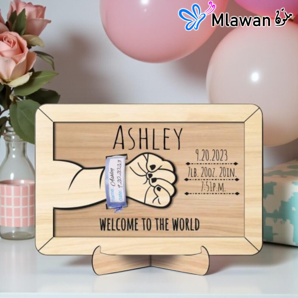 4836 Newborn Baby Bracelet Gift for Mom personalized keepsake.