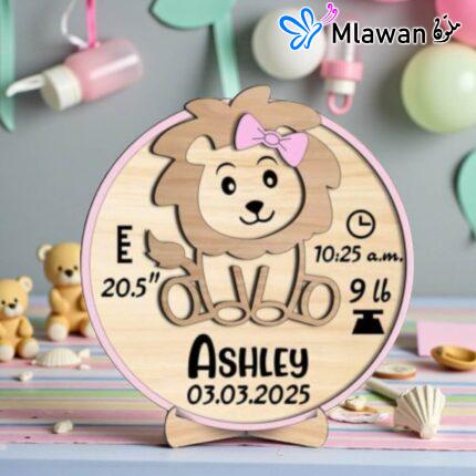 لوحة ولادة أسد ملكي - Personalized Wooden Baby Birth Announcement Lion Sign a Unique Newborn Gift