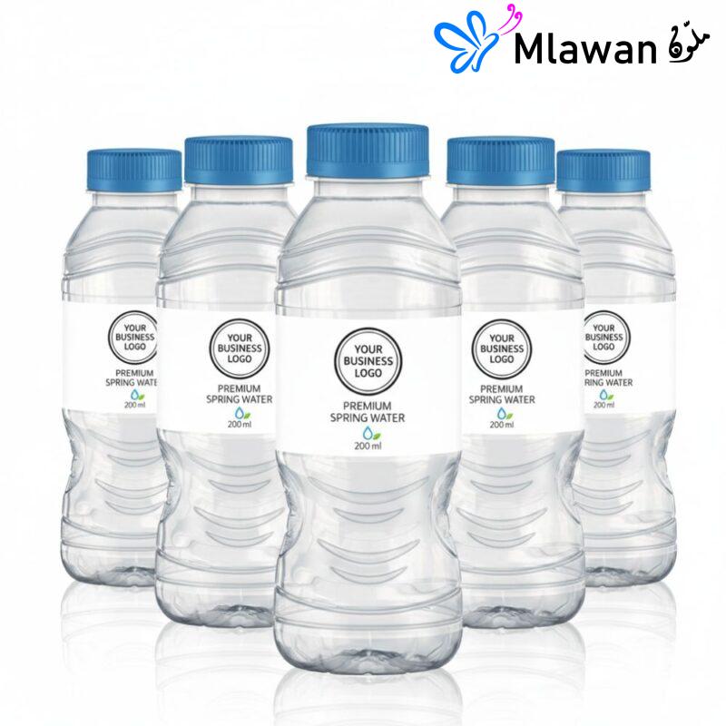 زجاجات مياه بشعار شركتك